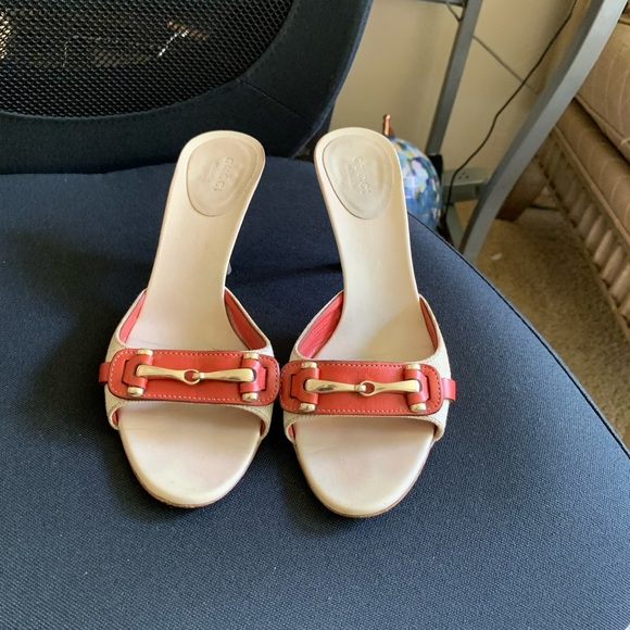 Gucci beautiful sandals. Size 8. - Picture 2 of 11